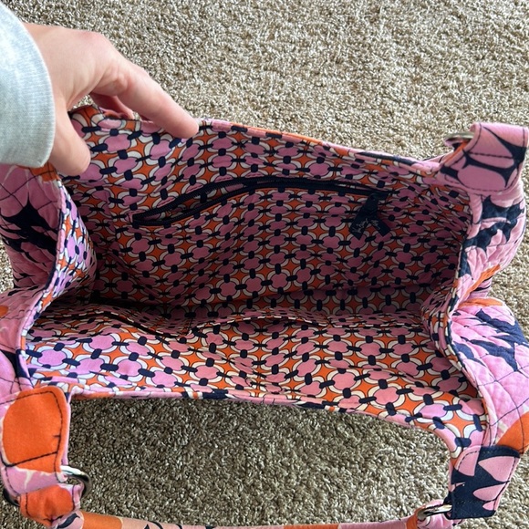 Bundle of 2 Vera Bradley floral tote bags - Picture 9 of 16